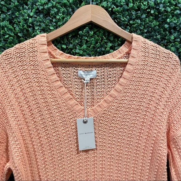 NWT Lucky Brand Peach Knit V Neck Sweater - Picture 2 of 8